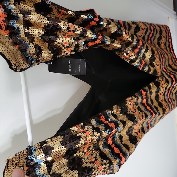 Bebe Sleeveless Plunging Neck Sequin Dress Multi Color Size XXS NWT - Picture 4 of 8